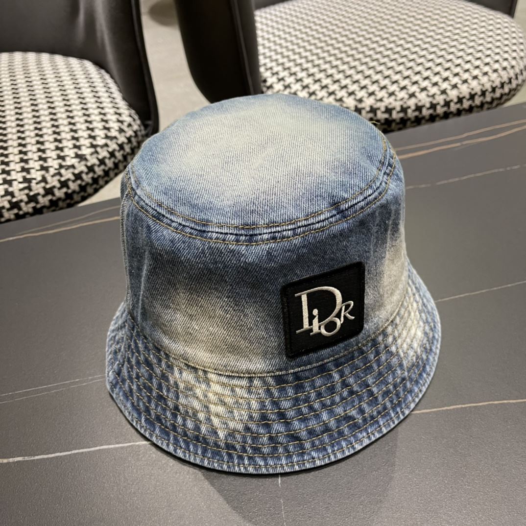 Christian Dior Caps